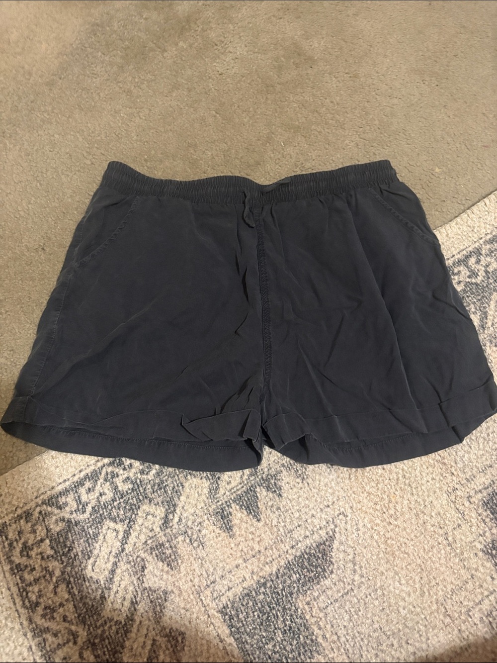 Universal Thread Women’s Navy Elastic-Waist Shorts